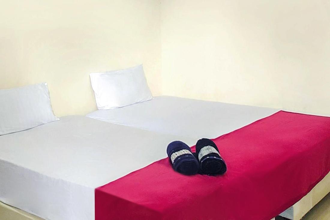 Fabel Homestay Palembang Exterior photo