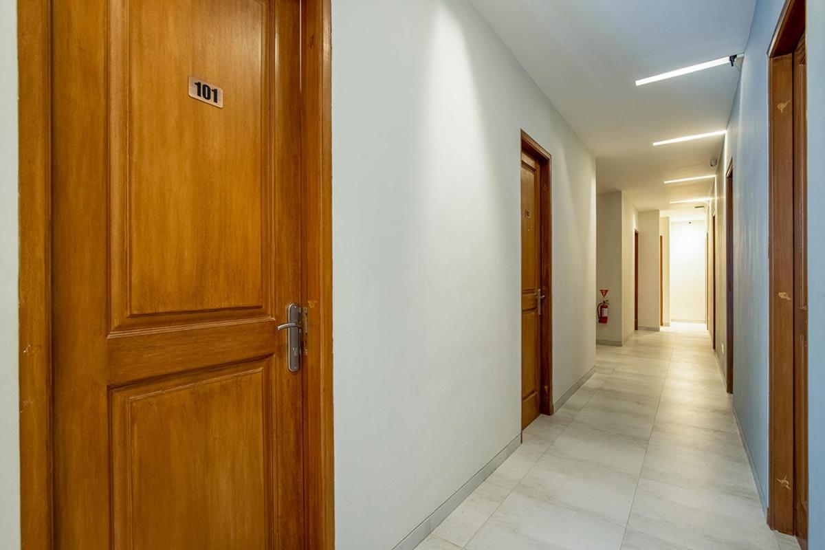 Fabel Homestay Palembang Exterior photo